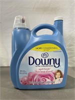 Downy Ultra Concentrated April Fresh 3/4 Full ^