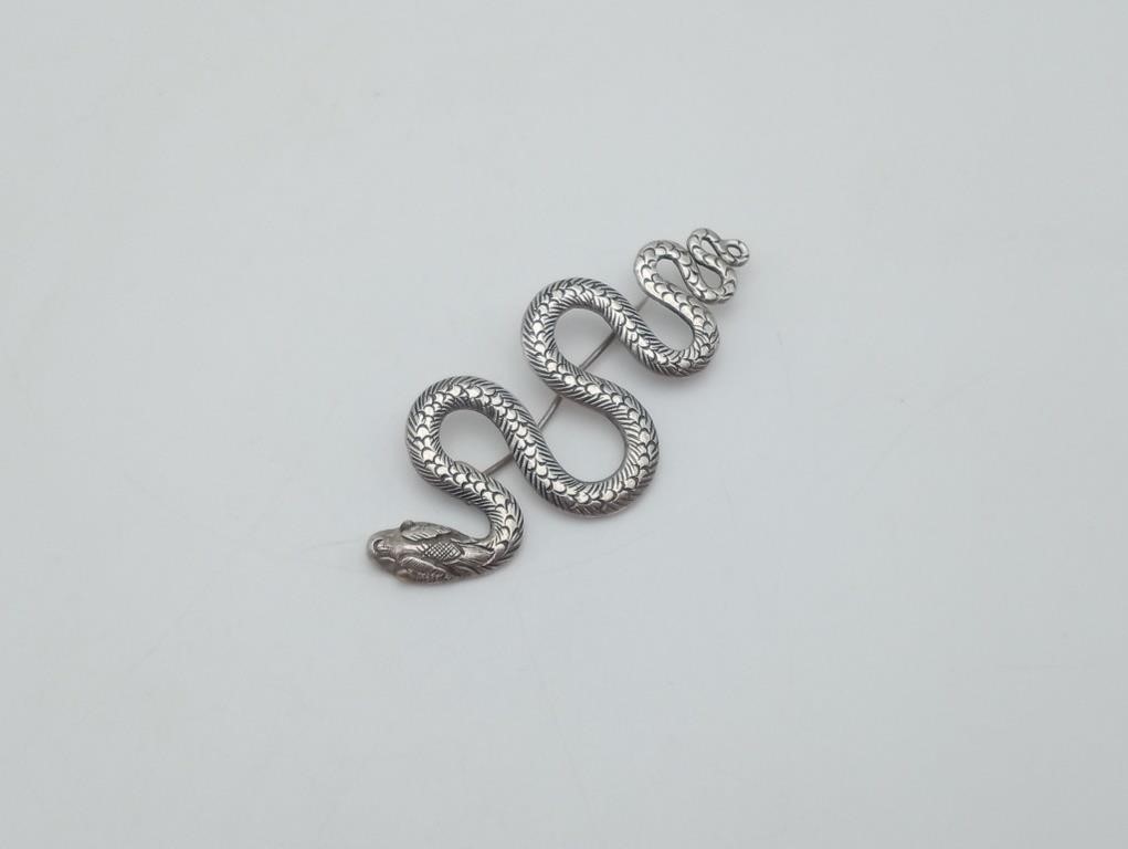 Sterling Silver Snake Serpent brooch pin 9gms