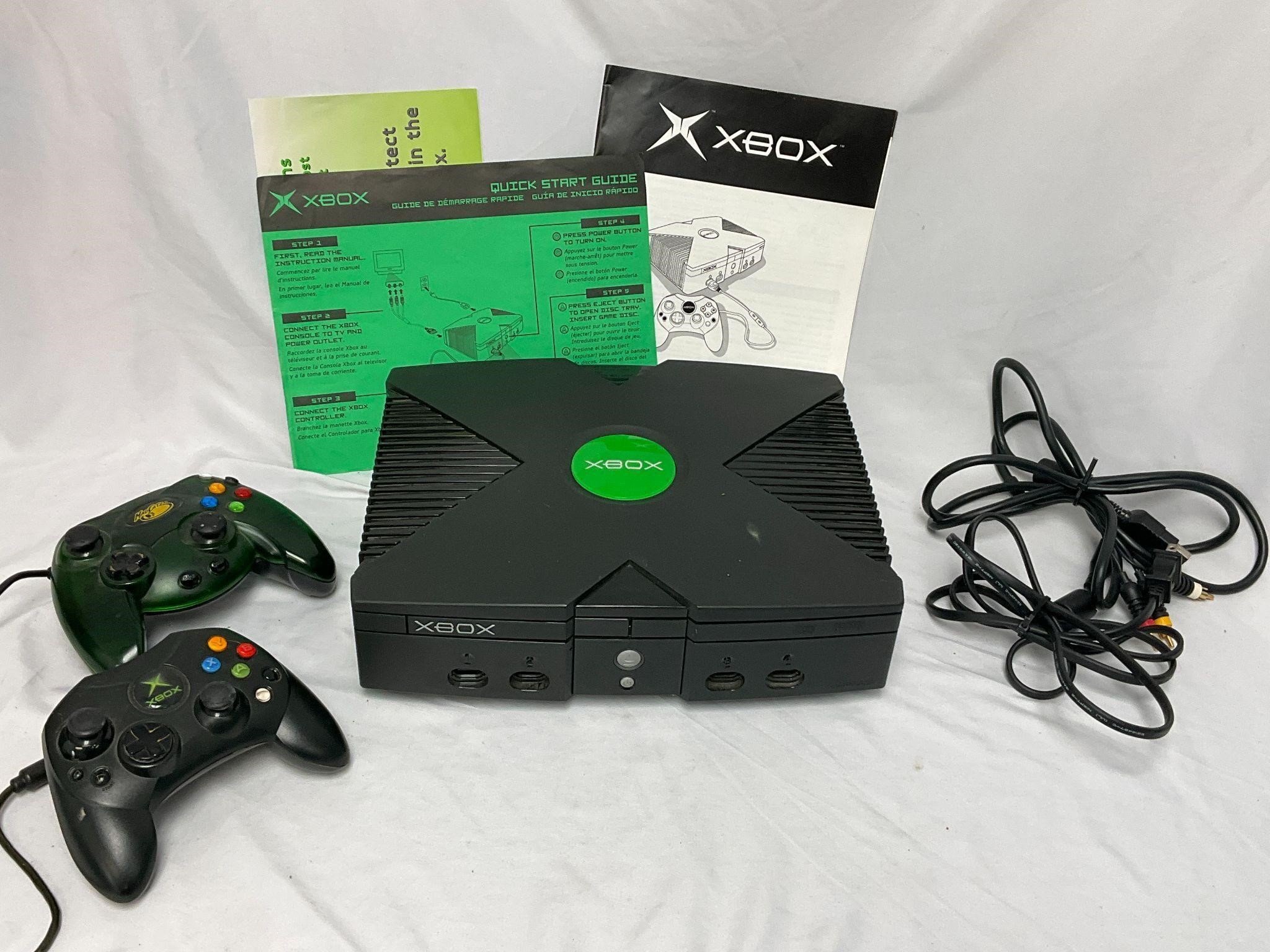 XBOX 2002 Game Console System With 2 Controllers