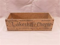Vintage Lakeshire Cheese box, 12" x 4" x 3.5"
