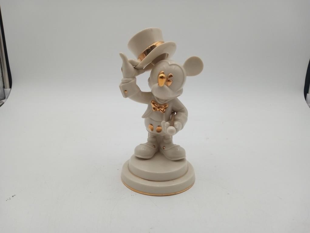 Gentleman Mickey Mouse Disney Showcase Lenox