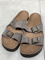 Skechers Women’s Sandals Size 9 *Pre-owned Light