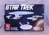 1988 Ertl AMT Star Trek USS Enterprise model w/