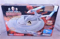1998 Star Trek USS Enterprise in box