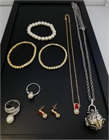 8 PCS faux pearl fashion jewelry mixed lot