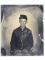 Tintype Young Civil War Soldier w Gold Buttons