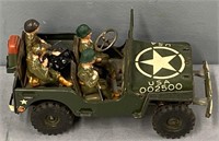 Arnold U.S. Army Jeep Toy & Figures