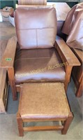 Bassett Mission Oak Morris Style Chair With
