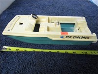 VINTAGE FISHER PRICE TOY BOAT