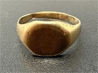 Sz.6 10k. Gold Ring 2.62 Grams