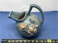 ROSEVILLE POTTERY #1327 CLEMATIS MAGNOLIA PITCHER