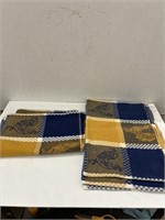 Matching Table Runner and Place Mats