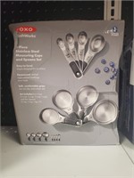 OXO 8pc SS measuring cups & spoons set