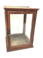 Wood Frame Glass Single Countertop Display Case