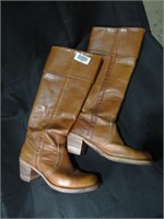 Frye 8 Brown Leather Boots