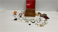 Gran Virrey cigar box with necklaces, bracelets,