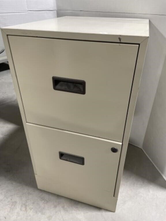 File Cabinet, 15x18x28 "
