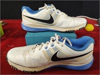 Size 10 Nike Golf Shoes