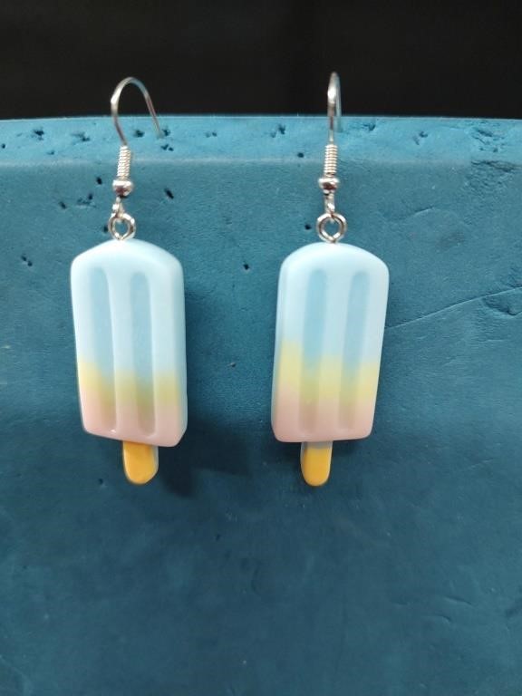 Light Blue Popsicle Earrings NIP 1.5"