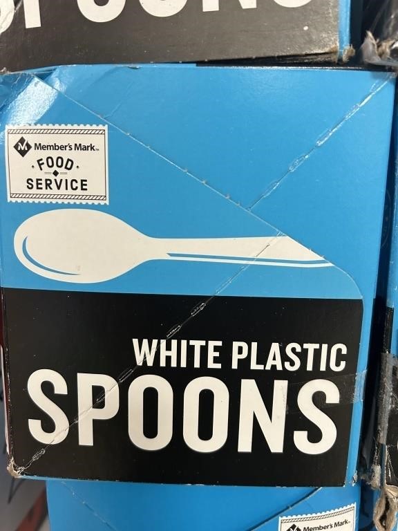 MM white plastic spoons 600ct