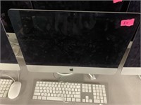 I Mac Computer with Keyboard and mouse