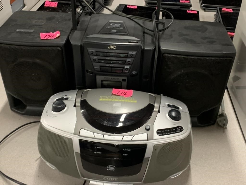CD player and JVC stero with speakers