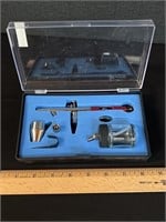 Central Pneumatic Deluxe Air Brush Kit