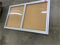 Glass cabinet with open front