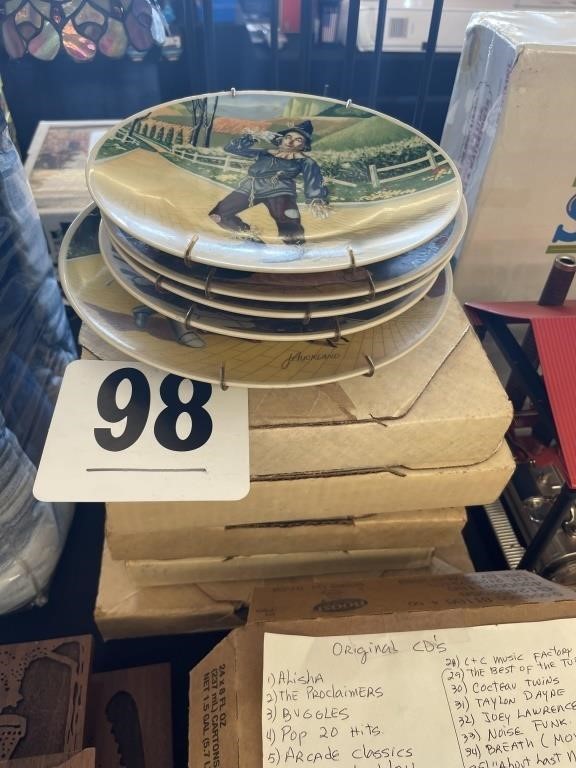 LOT OF 5 WIZARD OF OZ COLLECTIBLE PLATES