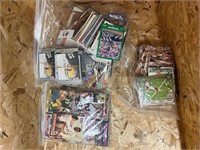 LOT OF MISC SPORTS CARDS