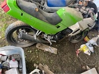 GREEN MOTORCYCLE