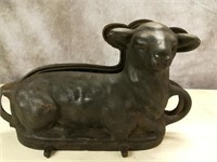Griswold Lamb Mold