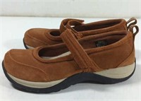 L.L Bean Mary Jane's Brown Suede Size 7 Shoes