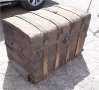 VINTAGE TRUNK, WOOD STRAPS - IN POOR CONDITION