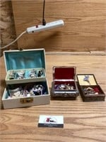 Jewelry and jewelry boxes