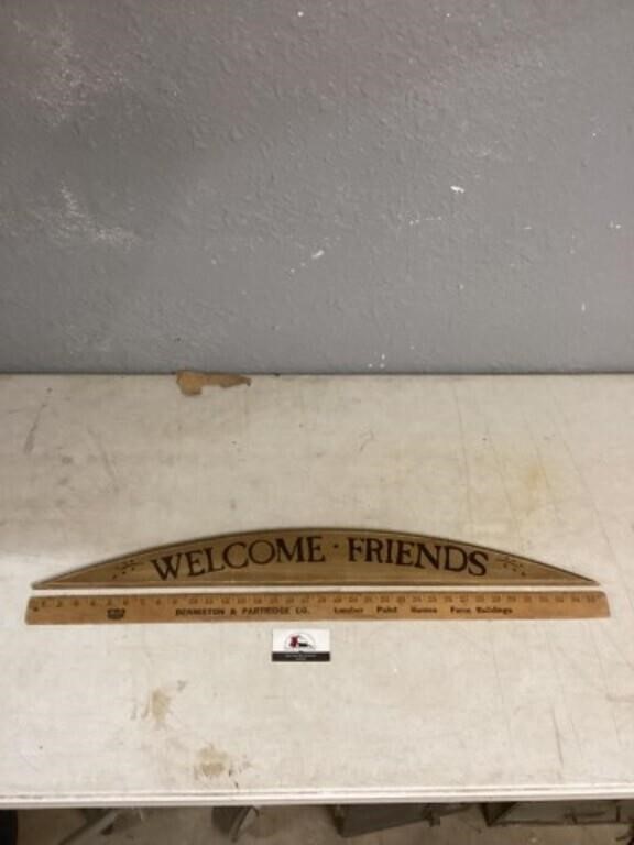 36 inch welcome friends sign