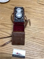 Vintage rolleiflex camera with Case