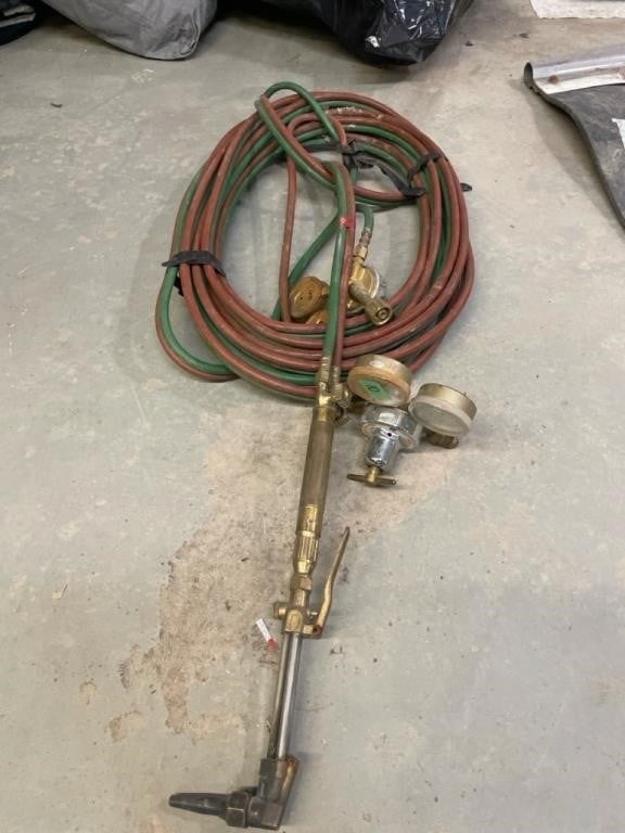 Cutting torch hoses and gauge