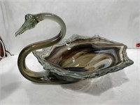 Swan blown art glass. (Chip on back )