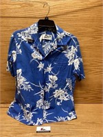 Vintage Hilo Hattie‘s Hawaiian shirt size large