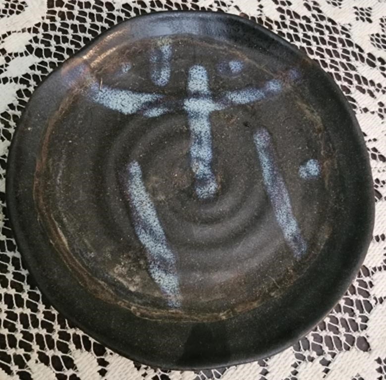 Pottery plate 7.5"