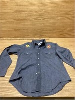 Vintage button up shirt size medium