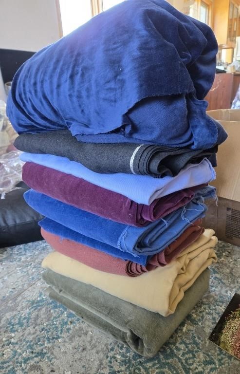Lot of Assorted Fabric
Great condition! Great