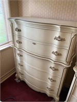 Bassett French provincial chest of drawers
