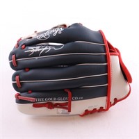 Autographed Sammy Sosa Baseball Glove