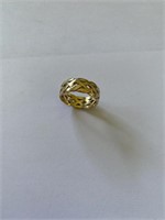 Men’s 14 karat gold ring