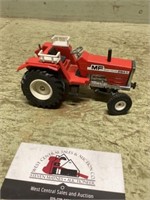 Massey Ferguson 284S toy tractor