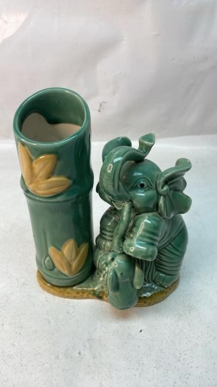 Ceramic elephant vase