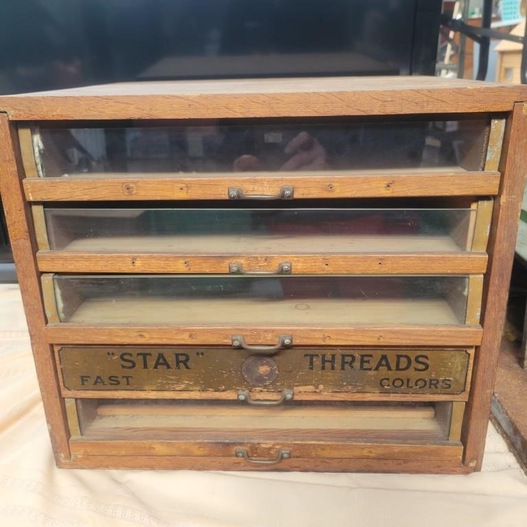 Star Threads Store Display Case vintage 18 x15.5