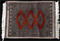 Hand Knotted Oriental Mat / Rug